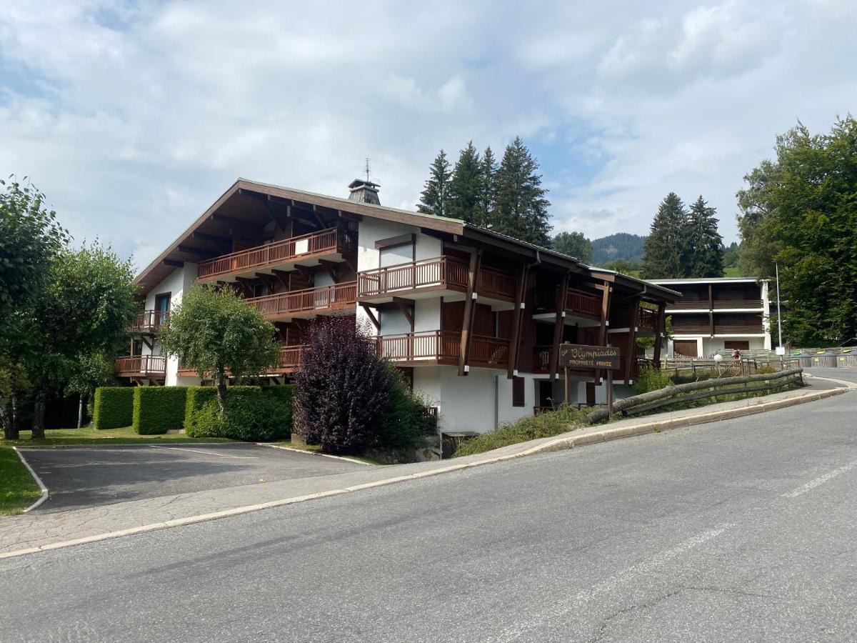 Chaleureux Appartement Renove Ambiance Chalet Praz-sur-Arly Exterior foto